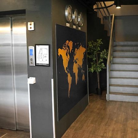 Mystay Hotel Bgc East Makati City Екстериор снимка