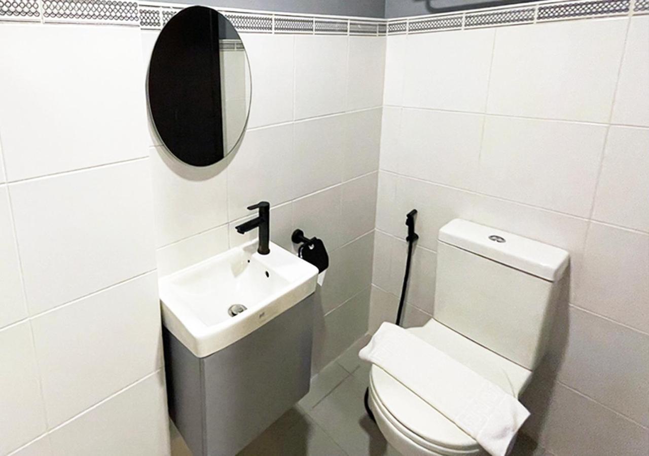 Mystay Hotel Bgc East Makati City Екстериор снимка